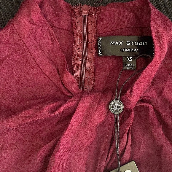 Max Studio Sleeveless Burgundy Top Size XS - Picture 4 of 4